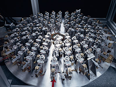 Soporte del telescopio de 1 metro para el experimento de óptica activa en la sede central de ESO en Garching en 1987. 
Crédito: ESO